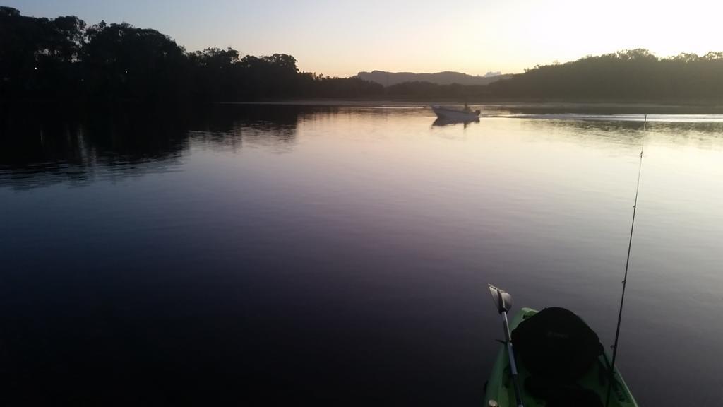 Lake Cathie Saltwater Apartments מראה חיצוני תמונה